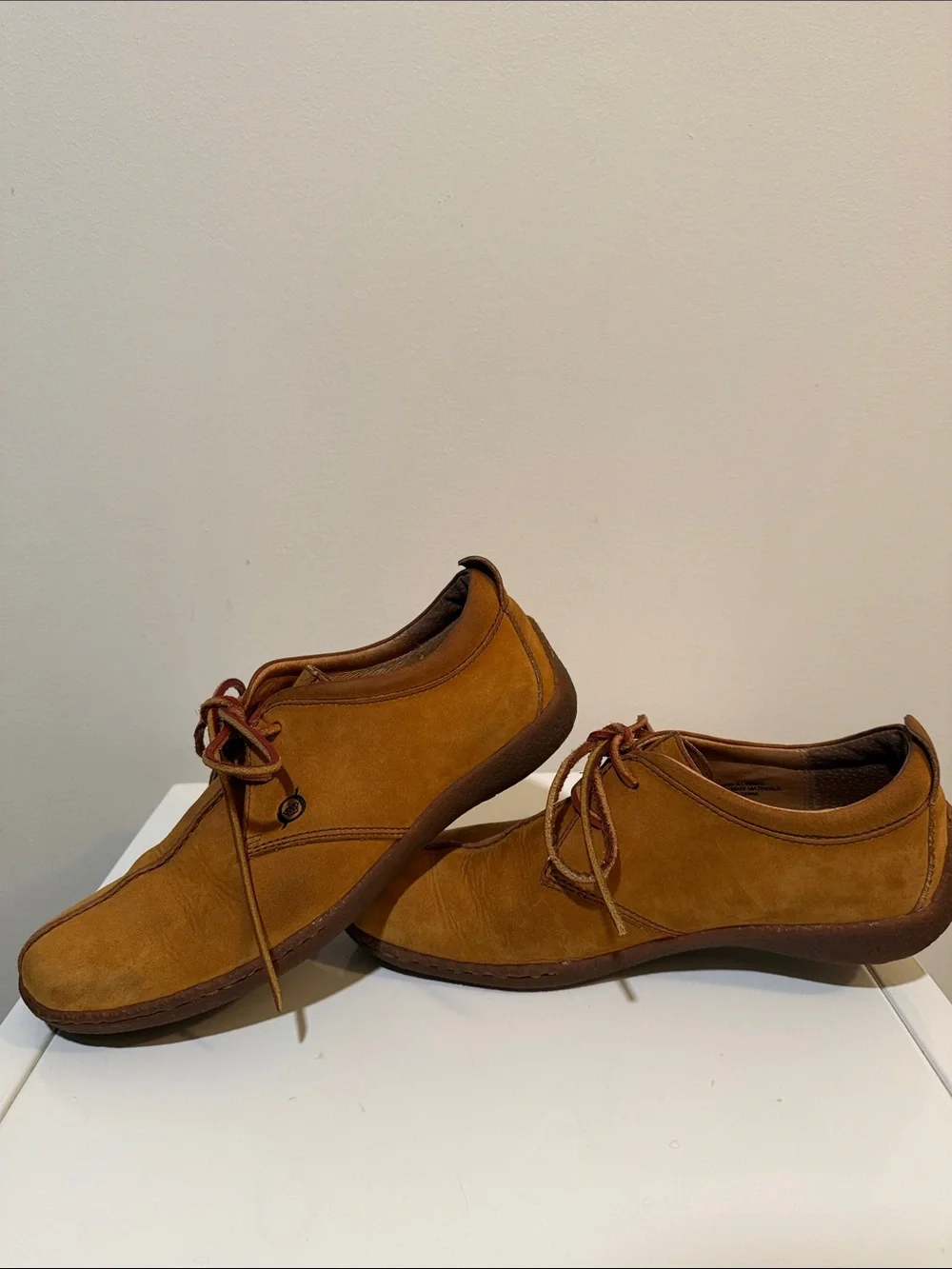 Born Sahara W1244 Brown Nubuck Leather Driving Oxford Moccasins